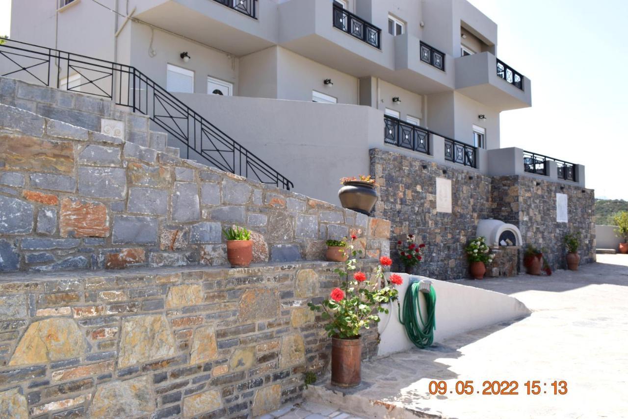 Istron Mirabella Villas Luaran gambar