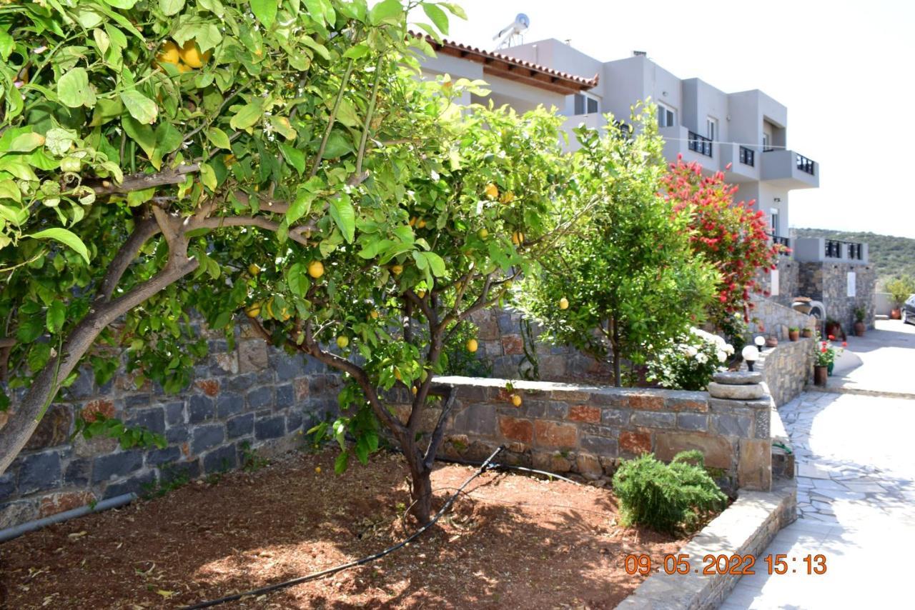 Istron Mirabella Villas Luaran gambar
