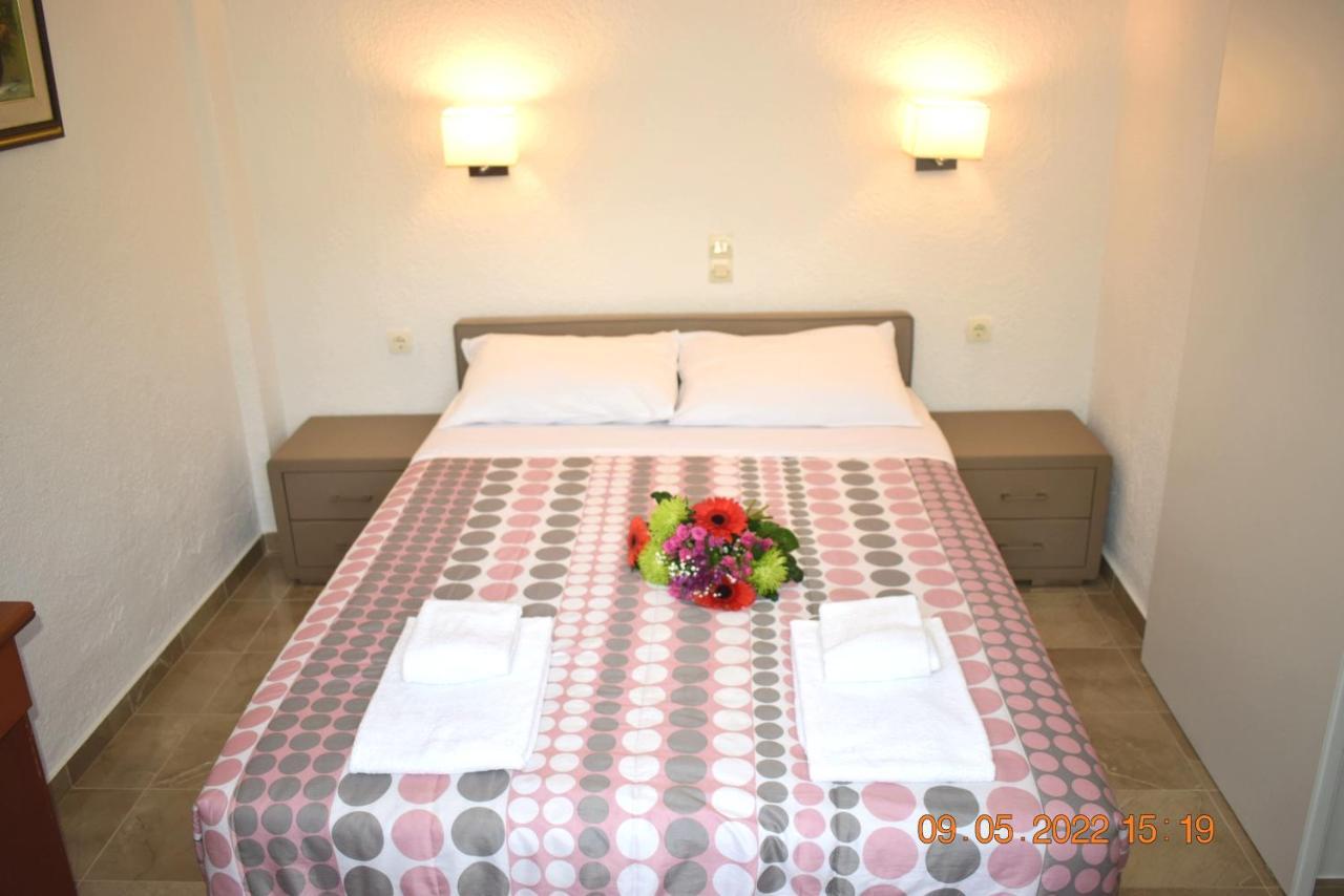 Istron Mirabella Villas Luaran gambar