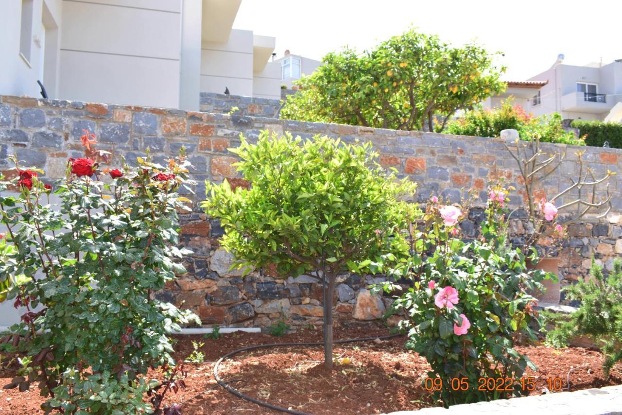 Istron Mirabella Villas Luaran gambar
