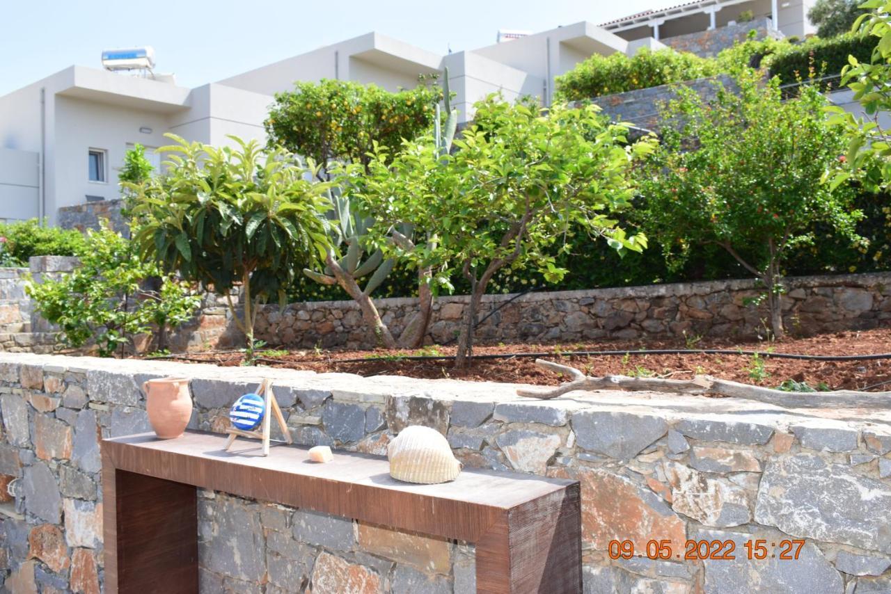 Istron Mirabella Villas Luaran gambar